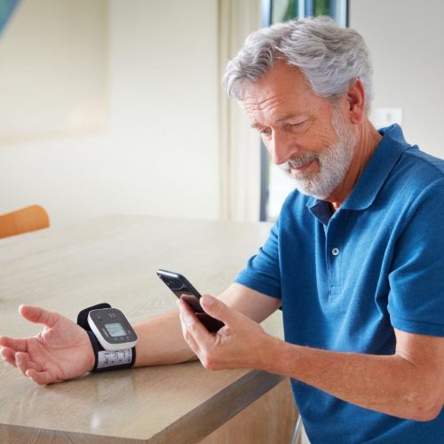 OMRON RS3 Intelli IT csuklós vérnyomásmérő