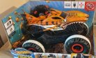 Hot Wheels Monster Trucks Tiger Shark távirányítós kisautó 'Terrain Stomp' technológiával-1x próbált